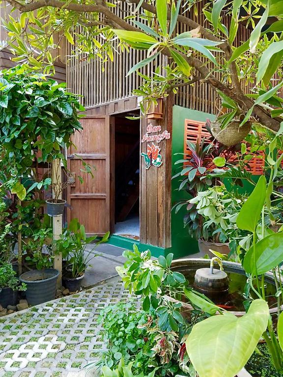 Siriwan Hostel Chiang Mai Bagian luar foto
