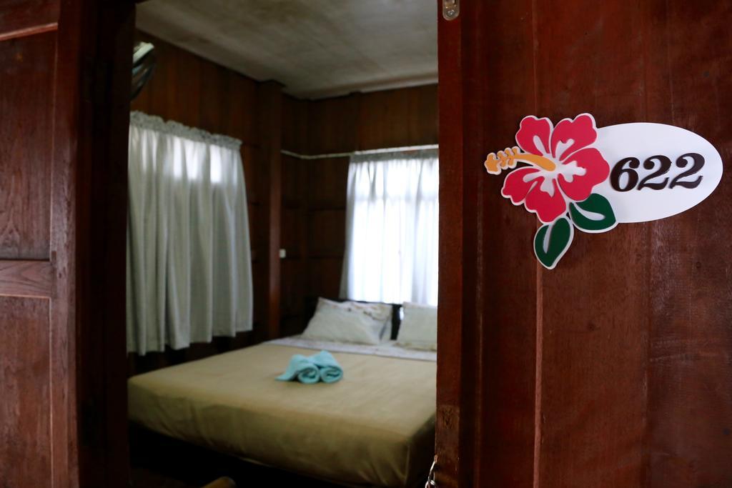 Siriwan Hostel Chiang Mai Bagian luar foto