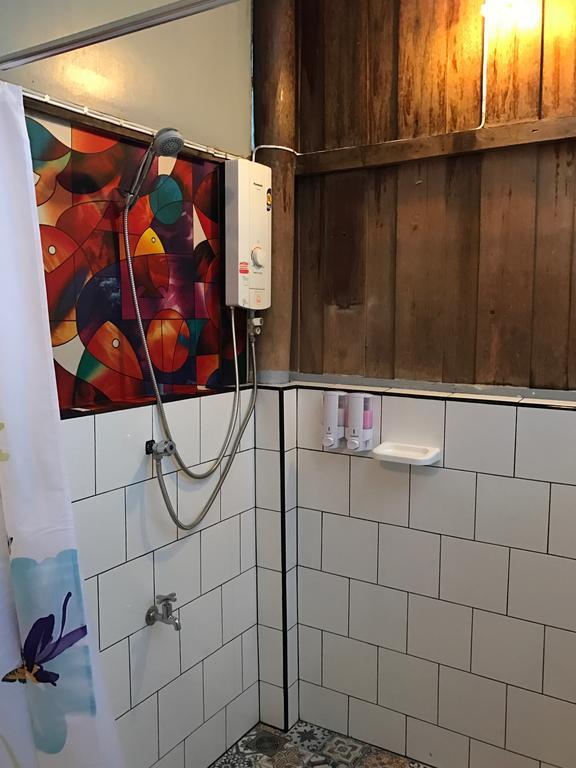 Siriwan Hostel Chiang Mai Bagian luar foto