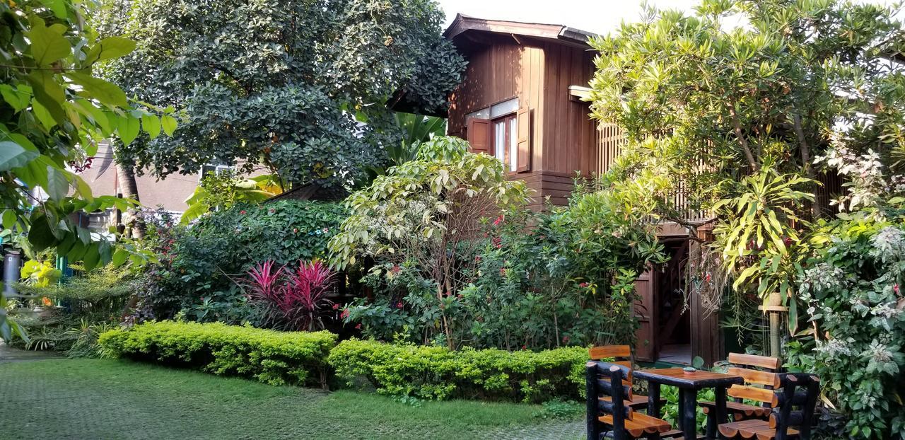 Siriwan Hostel Chiang Mai Bagian luar foto