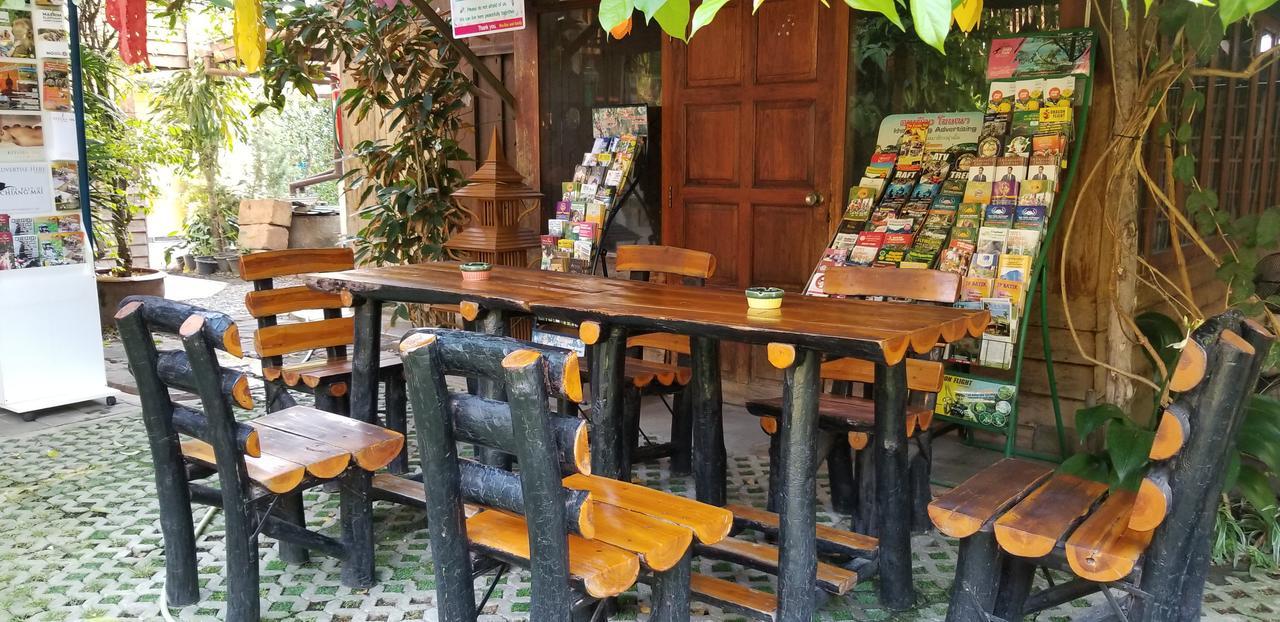 Siriwan Hostel Chiang Mai Bagian luar foto
