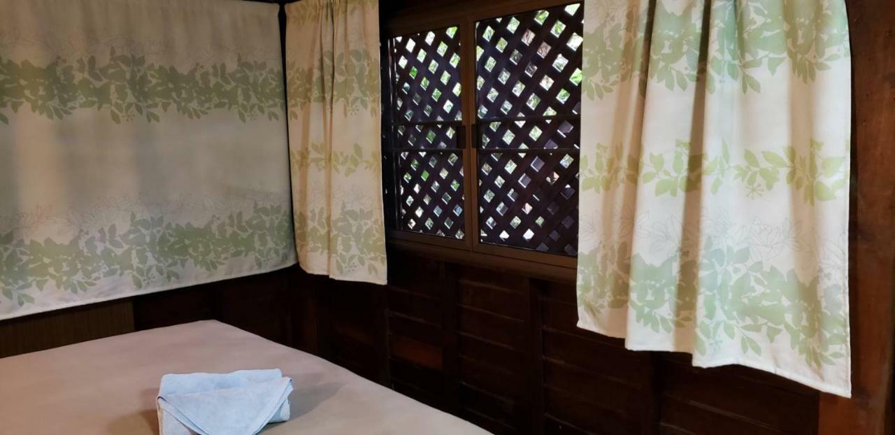 Siriwan Hostel Chiang Mai Bagian luar foto